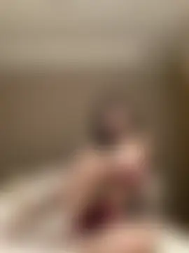 แชท XXX สดของ Kiwuvurfovo