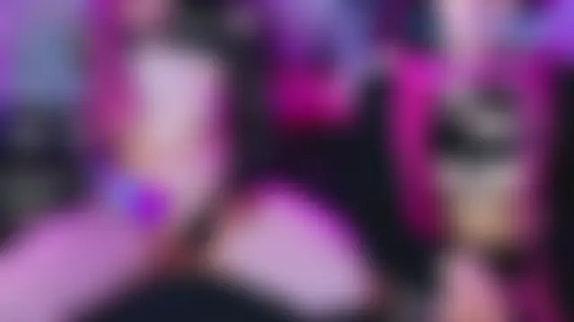 SAKURA_DREAMCORE Show in webcam