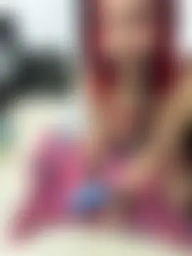 Chat XXX en directo de Amelie-RedHoney