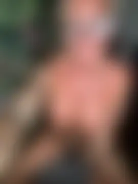 Big-Tits696969 Cameră chat live