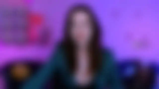 liana_kisses – Naživo chatovacia miestnosť