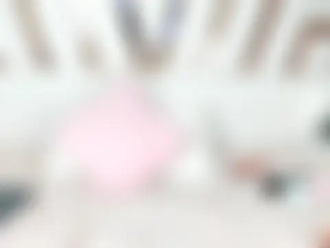 แชท XXX สดของ MiaKleinX