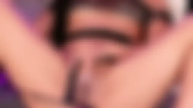 Rossie_Blooms' Live XXX Chat