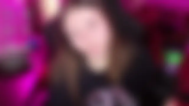 Show modela XNirvanaX na web-kameri