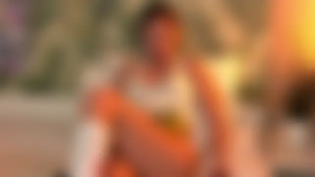 AsterQuinn Adlı Modelin Canlı XXX Sohbeti