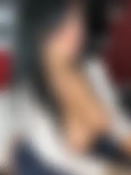 LittleMissEeve 即時 XXX 聊天