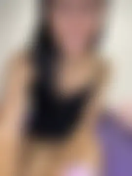 EmilyBrown01 Show in webcam