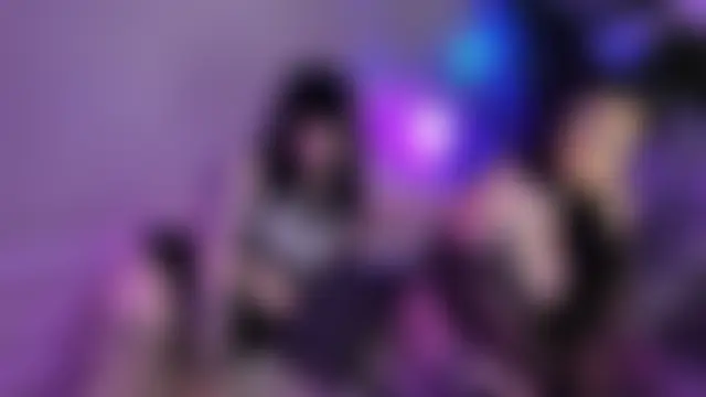 Pokazy przed kamerką – Zoe_and_Coco