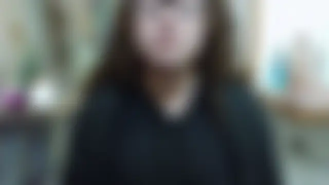 curly_greeneyed's Live XXX Chat