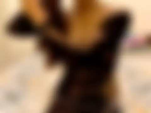 Sneha_18Years Pertunjukan Webcam