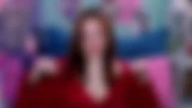 VivienneRo: διαδικτυακό σόου στην κάμερα