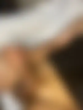 SefoSh0: απευθείας σέξι σόου στην κάμερα