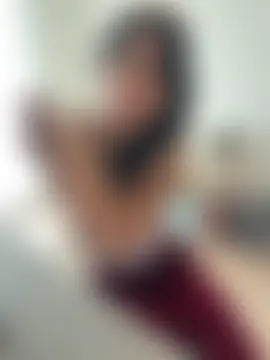 Yasmiinee Show Webcam