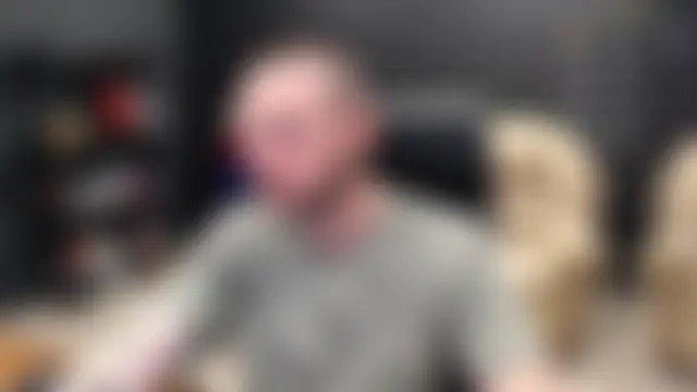 MihasikD: онлайн-секс-шоу