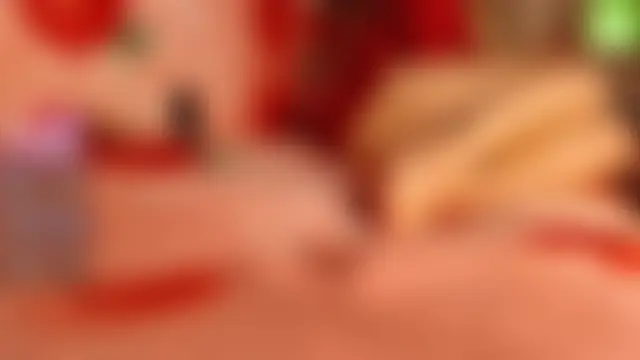 _M_i_a___'s Live Chat Room