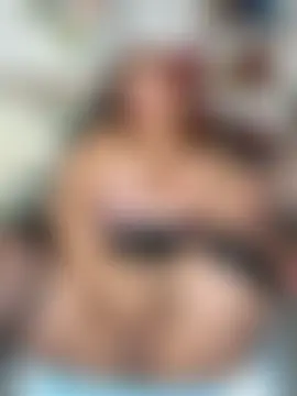 alexa_fiore01n Live XXX chat