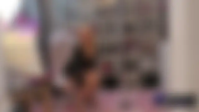 Pertunjukan Kamera Web BaditaLuna