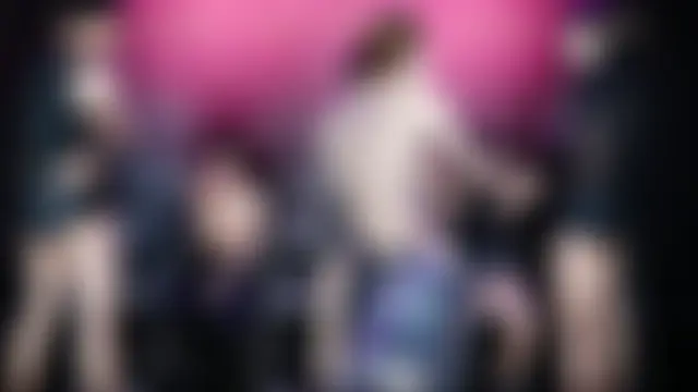 Queen-Vibe: онлайн-секс-шоу