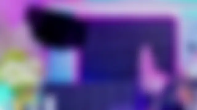 Queens_Wonders_Blonders' Live Sex Cam Show