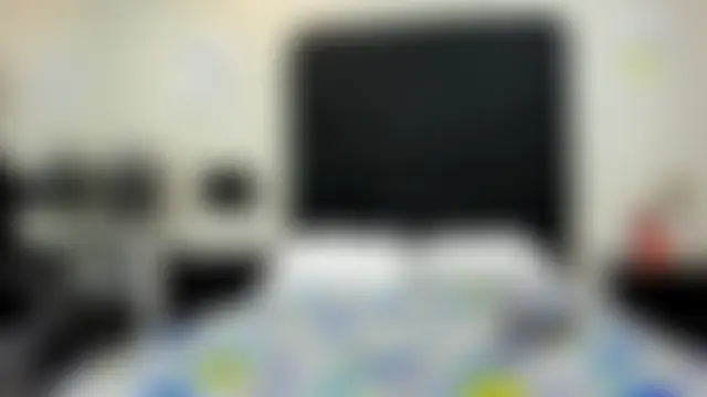 alana_johnson_0 Show in webcam