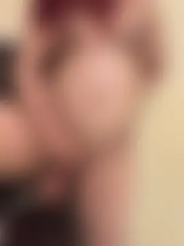 Emy-sexyy 网络视讯表演