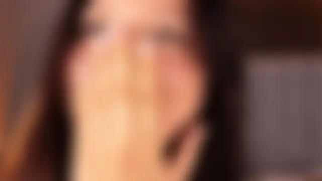 emperatriz_reyes লাইভ চ্যাট রুম