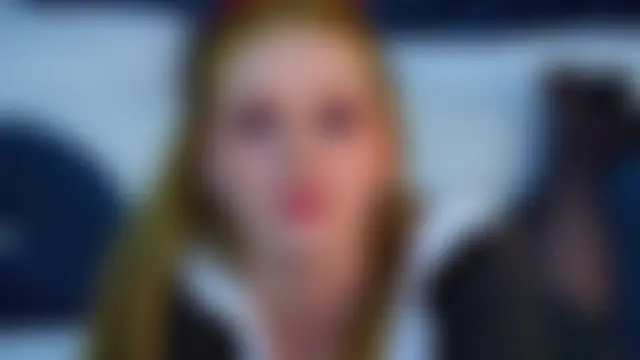 AgataFoxley: διαδικτυακό σόου στην κάμερα