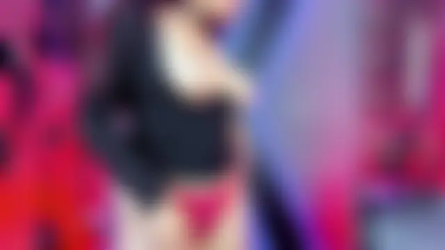 IzobethAri_BDSM: онлайн-секс-шоу