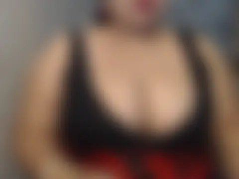 Oh_Maya webkamerás műsora