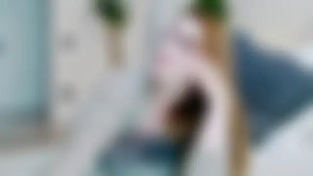 Miss_Magic_Eyes_n Webbikameraesitys