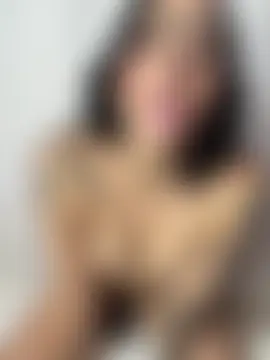 Show de sharlot24 na webcam