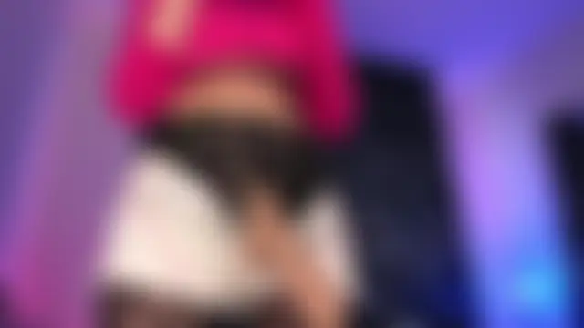 AnnexedPistol: απευθείας σέξι σόου στην κάμερα