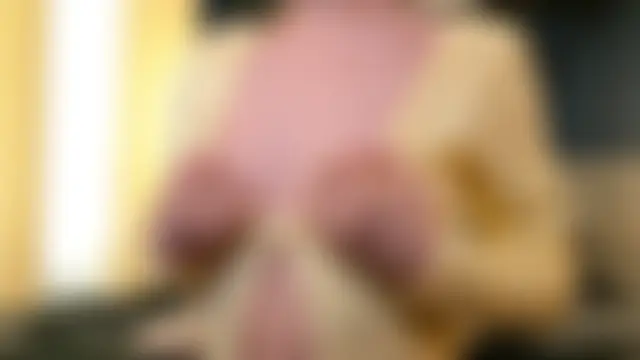 AdriaNochi's Webcam Show