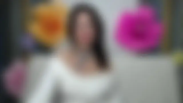 RoseHille's Live XXX Chat