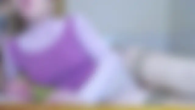 MadamBombShell Show in webcam