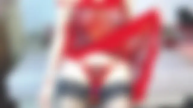 FairyHairyNina 网络视讯表演