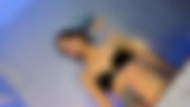 twerkitlike_twinkle 现场性爱视讯表演