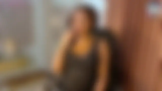 แชท XXX สดของ SashaRouses