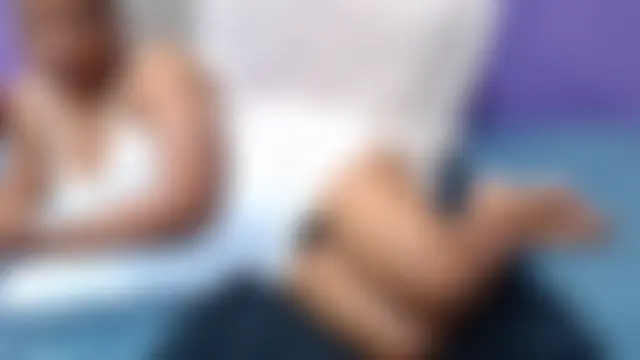 PeachAss4UU élő XXX-chatje