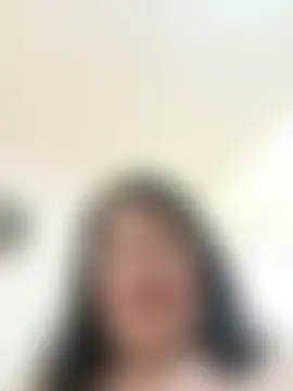 RidemerafSuzana: διαδικτυακό σόου στην κάμερα