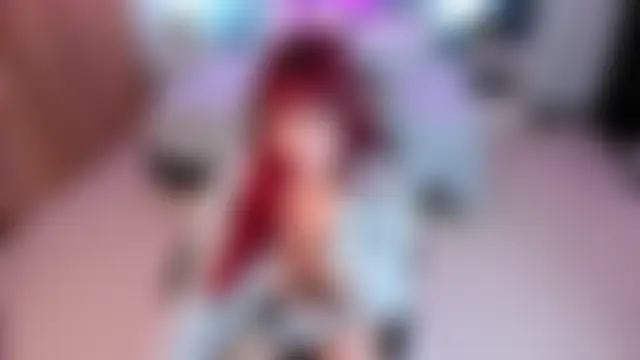 Živá chatovací místnost Blair_red_