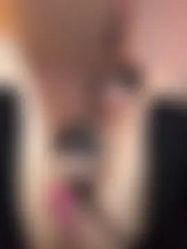 Gothbabbi 现场性爱视讯表演