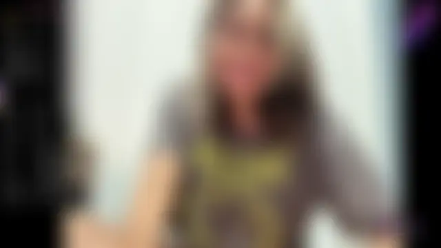 Alaia_Rivern Webbikameraesitys