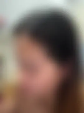 Ponthip: απευθείας σέξι σόου στην κάμερα