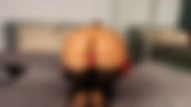 Angellyque: онлайн-секс-чат