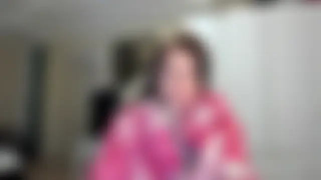 EmiLovsi Webcam Show