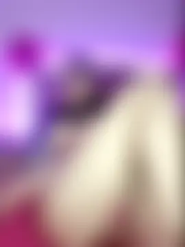 Melinaa-sex Adlı Modelin Canlı XXX Sohbeti