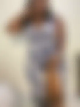 Cardiebae89 élő XXX-chatje