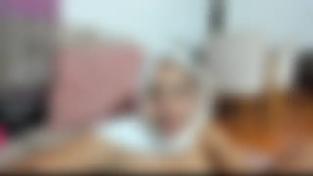 sephora_badawi Show in webcam