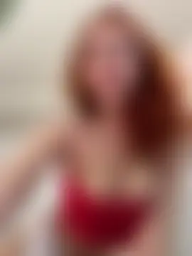 Haze24Red: вебкам-шоу